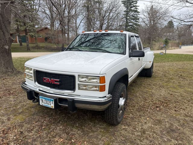 Image of GMC 3500 equipment image 1