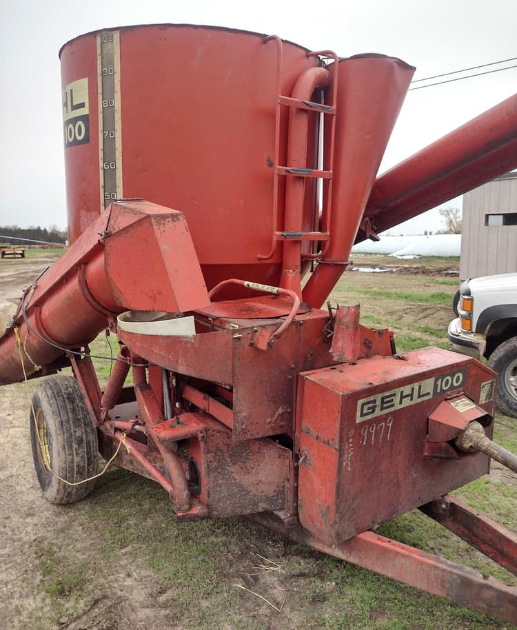 Gehl 100 Hay and Forage Grinders/Mixers for Sale Tractor Zoom