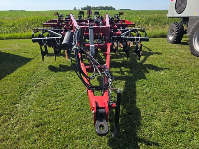 Image of Case IH Ecolo-Tiger 875 equipment image 1
