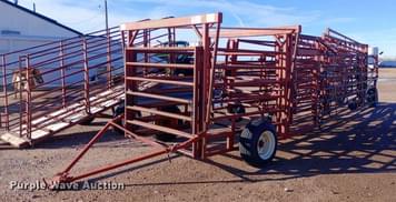 Main image Diamond W Corral