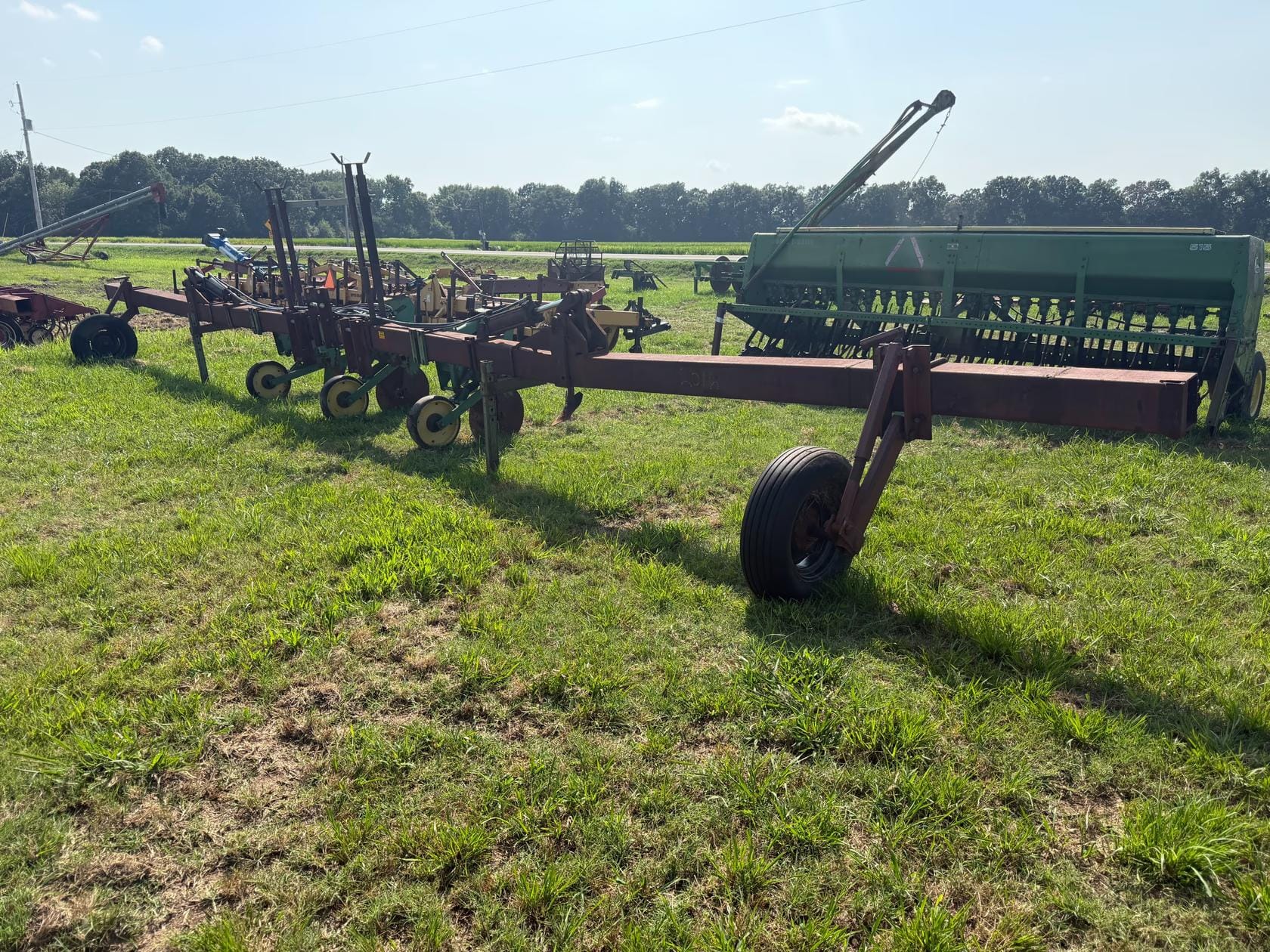 Dickey DickeyVator Equipment Image0