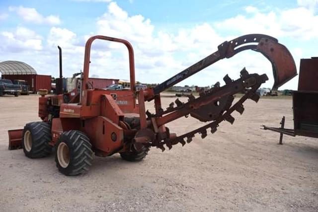 Image of Ditch Witch 3210 equipment image 3