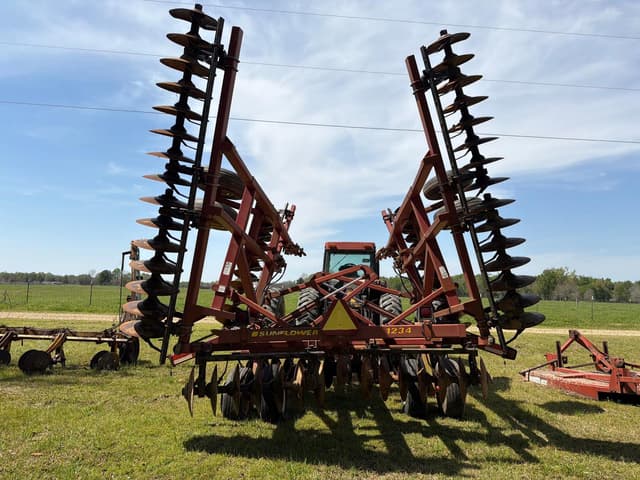 Image of Sunflower 1234-29 equipment image 1