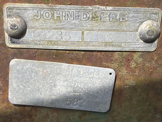 Image of John Deere 235 equipment image 4