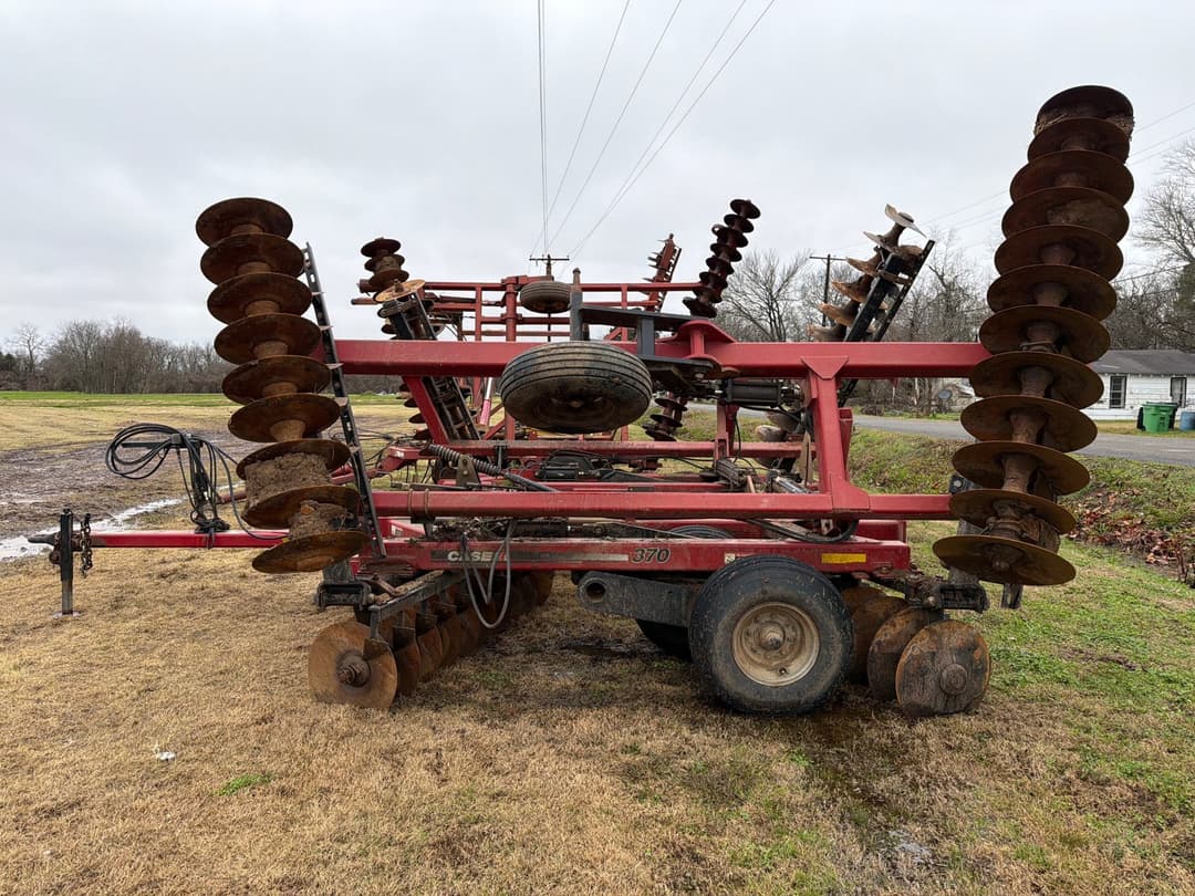 Image of Case IH 370 Image 1