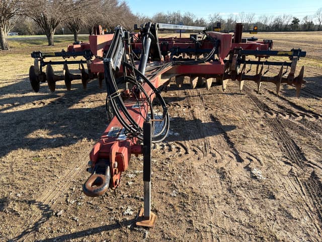 Image of Case IH Conser-Til 690 equipment image 1