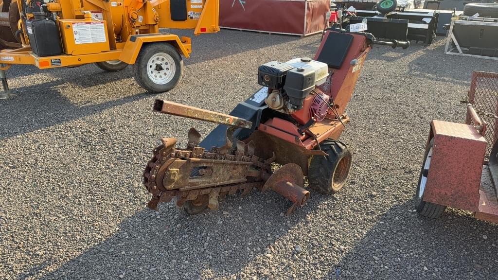Image of Ditch Witch 1020 Primary image