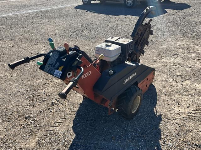 Image of Ditch Witch 1020H equipment image 2