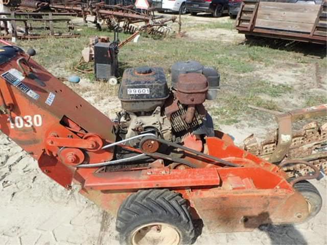Image of Ditch Witch 1030 equipment image 1