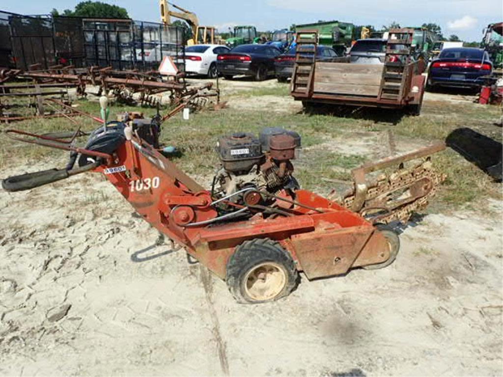 Image of Ditch Witch 1030 Primary image