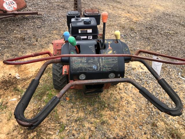 Image of Ditch Witch 1030 equipment image 3