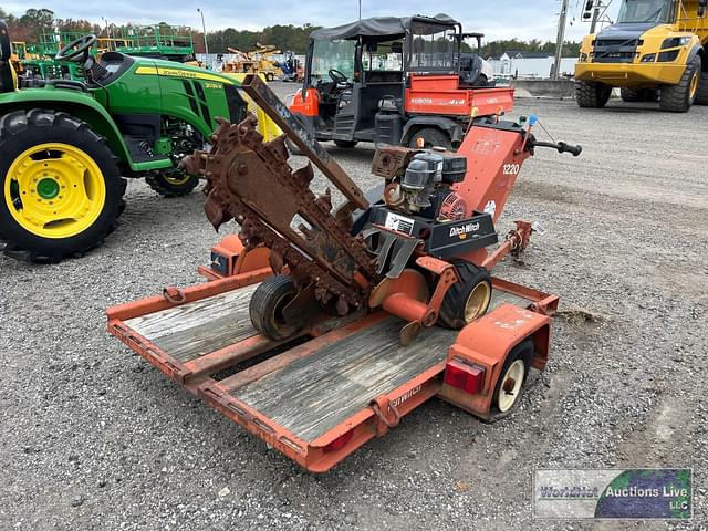 Image of Ditch Witch 1220 equipment image 4