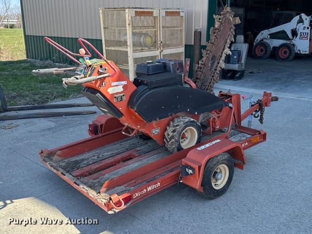 Image of Ditch Witch 1330 equipment image 4