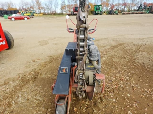 Image of Ditch Witch 1330 equipment image 2