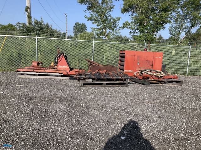 Image of Ditch Witch 140 equipment image 1