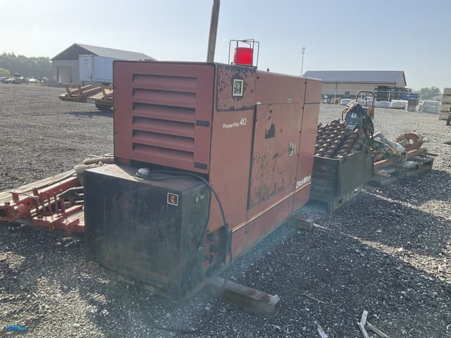 Image of Ditch Witch 140 equipment image 4