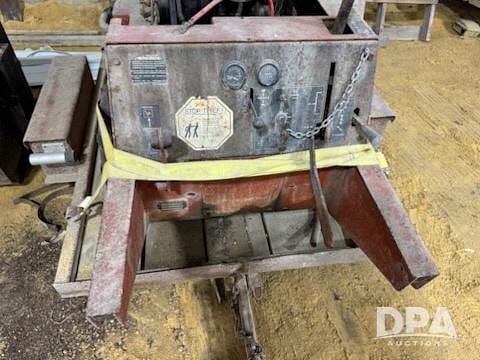 Image of Ditch Witch 1410 equipment image 2