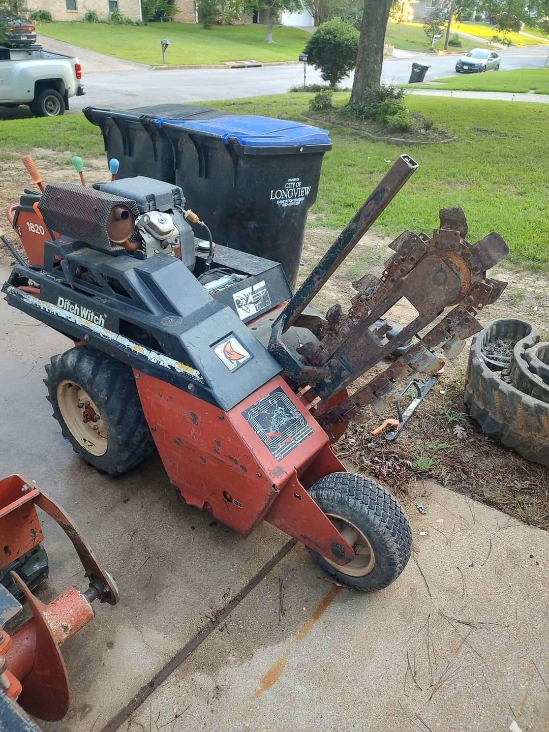 Image of Ditch Witch 1820 Image 1