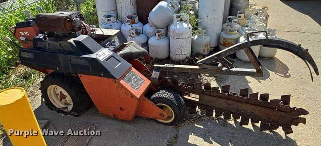 Image of Ditch Witch 1820H equipment image 3