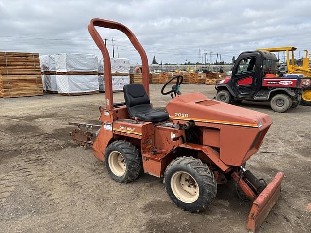 Image of Ditch Witch 2020 equipment image 1