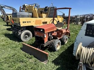 Ditch Witch 2200 Equipment Image0