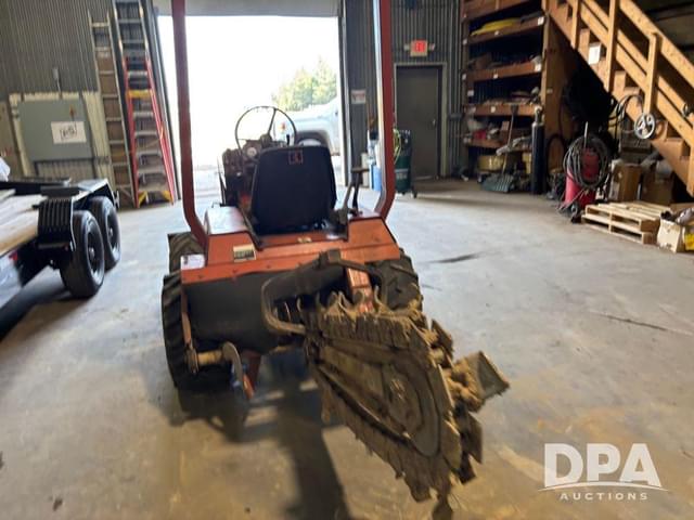 Image of Ditch Witch 2200 equipment image 3