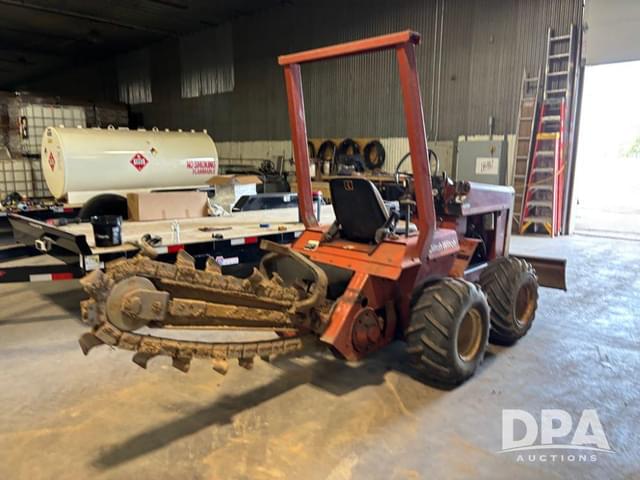 Image of Ditch Witch 2200 equipment image 2