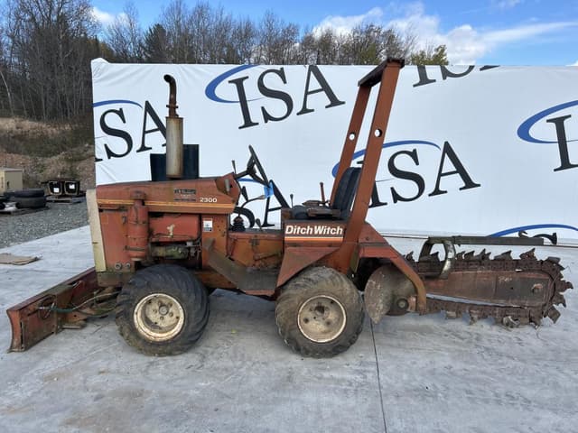 Image of Ditch Witch 2300 equipment image 1