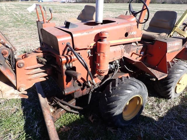 Image of Ditch Witch 2300 equipment image 1