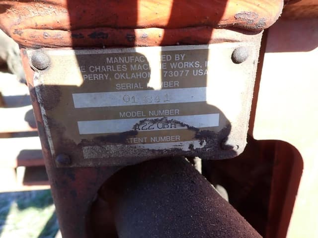 Image of Ditch Witch 2300 equipment image 2