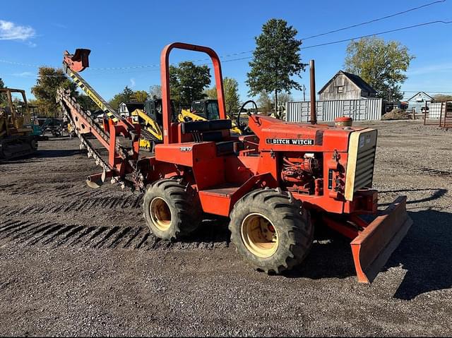 Image of Ditch Witch 3210 equipment image 2