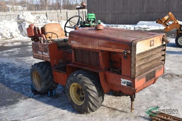 Image of Ditch Witch 350SX equipment image 3