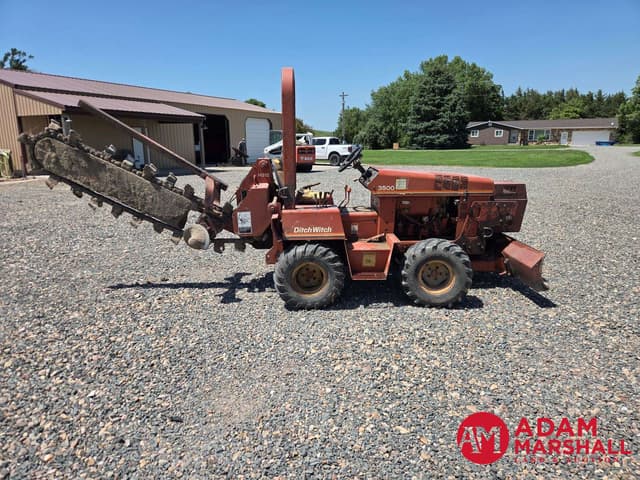 Image of Ditch Witch 3500 equipment image 2