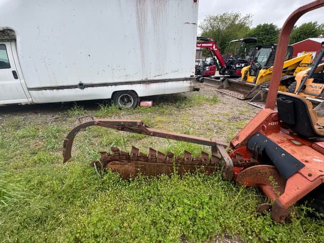 Image of Ditch Witch 3500 equipment image 3