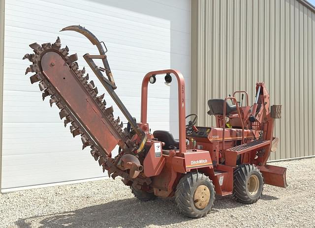 Image of Ditch Witch 3500 equipment image 4