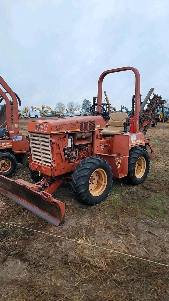 Ditch Witch 3610 Equipment Image0