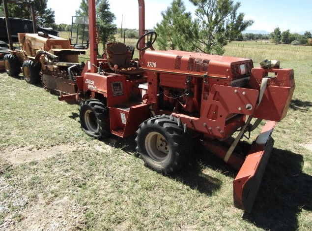 Image of Ditch Witch 3700 Image 0
