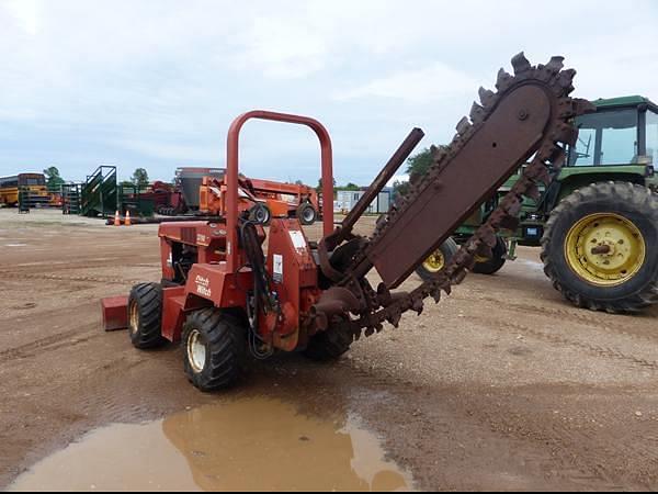 Image of Ditch Witch 3700 equipment image 2