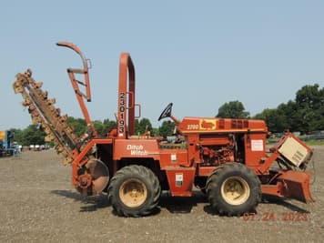 Main image Ditch Witch 3700