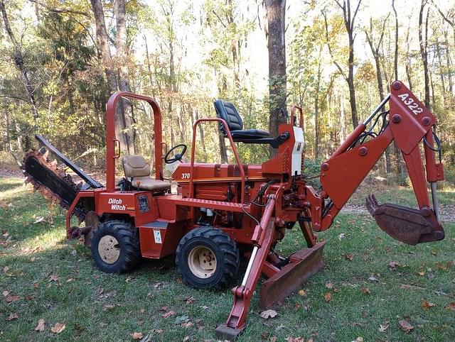 Image of Ditch Witch 3700DD equipment image 1