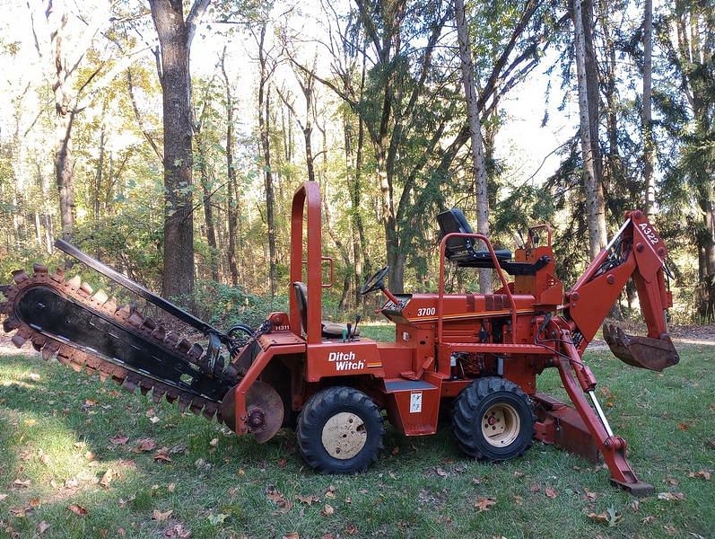 Image of Ditch Witch 3700DD Primary image