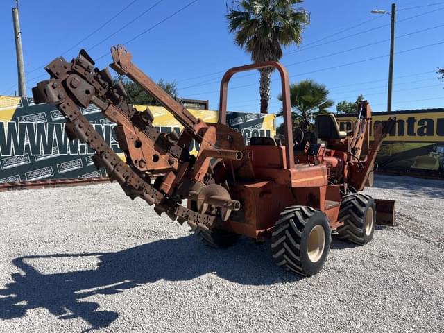 Image of Ditch Witch 4010 equipment image 2
