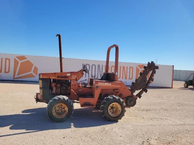 Image of Ditch Witch 4010 equipment image 1
