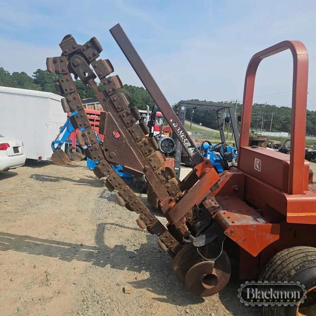 Image of Ditch Witch 4010 equipment image 3