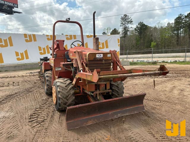 Image of Ditch Witch 4010 DD equipment image 2