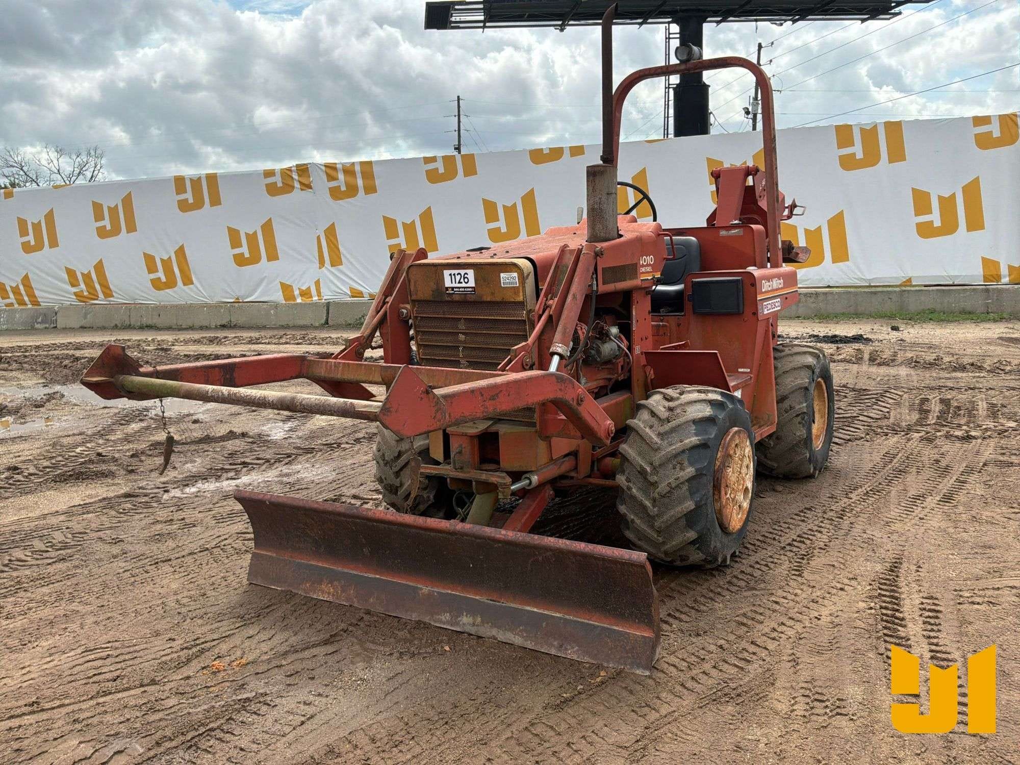 Ditch Witch 4010 DD Equipment Image0