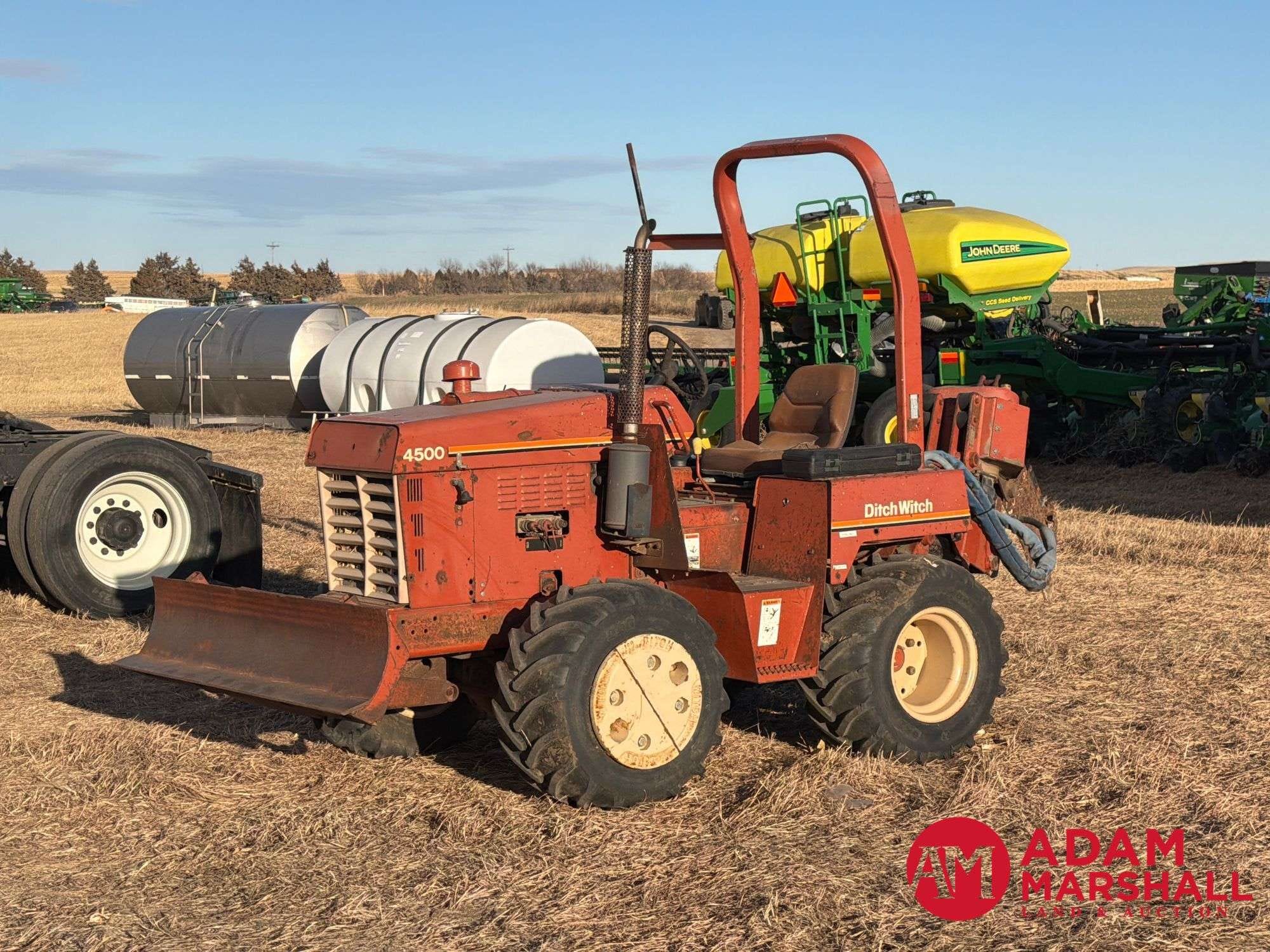 Ditch Witch 4500 Equipment Image0