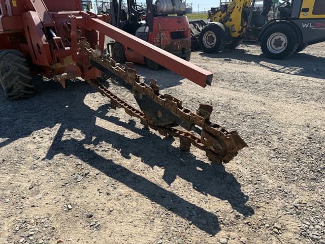 Image of Ditch Witch 5010 equipment image 4