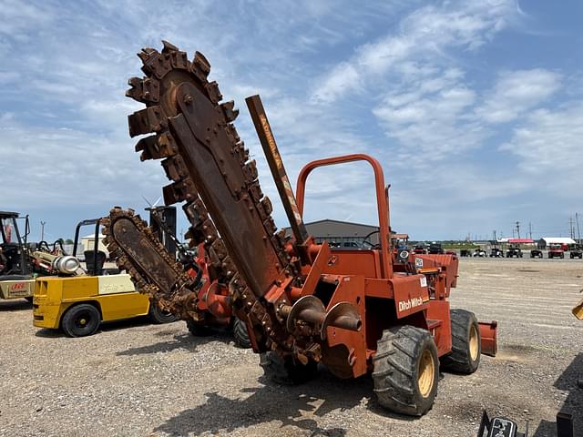 Image of Ditch Witch 5110 equipment image 3