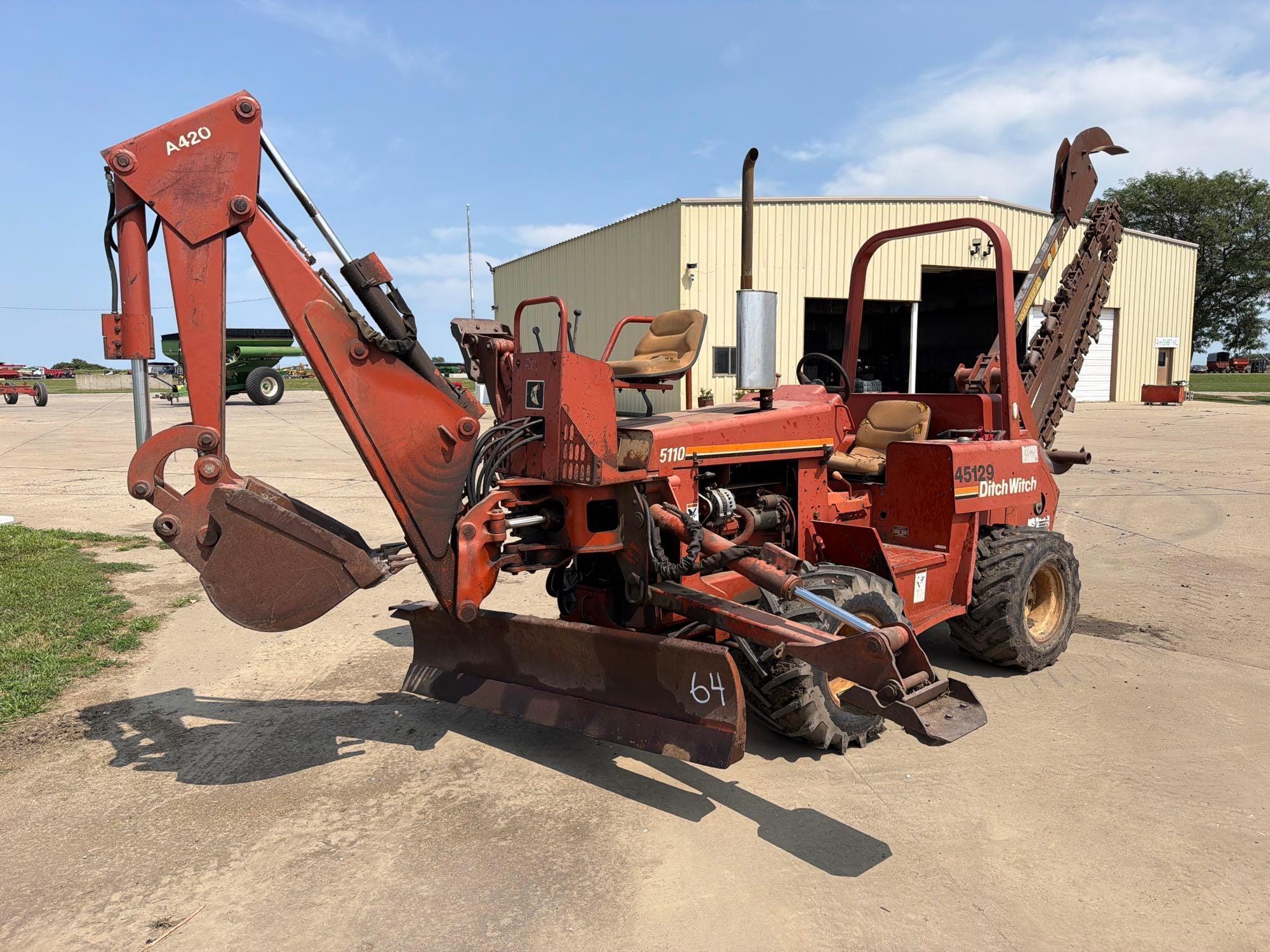 Ditch Witch 5110 Equipment Image0